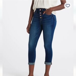 KanCan Button Down Front Capri Jeans Size 28/6